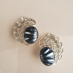 Sarah Coventry Clip‎ On Earrings Oval Blue Glass Filigree Silver Tone Vintage